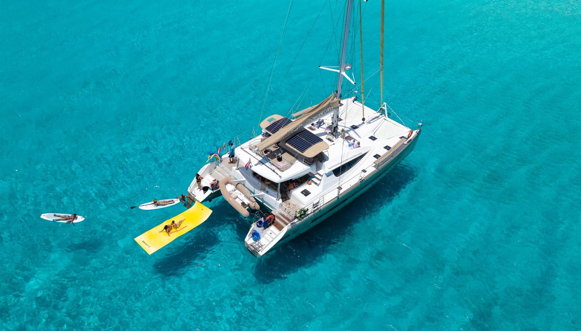 Catamaran excursion for cruise ship passengers in St. Maarten